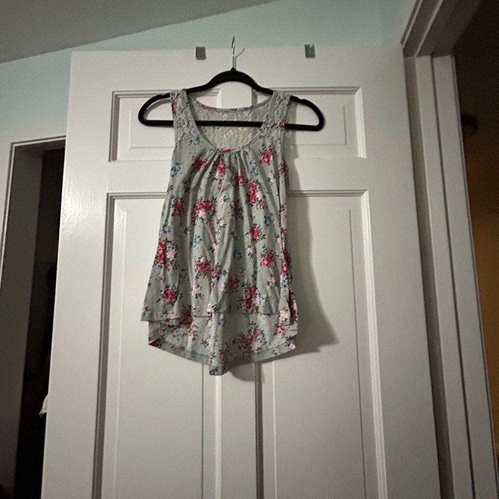 Woman’s blouse